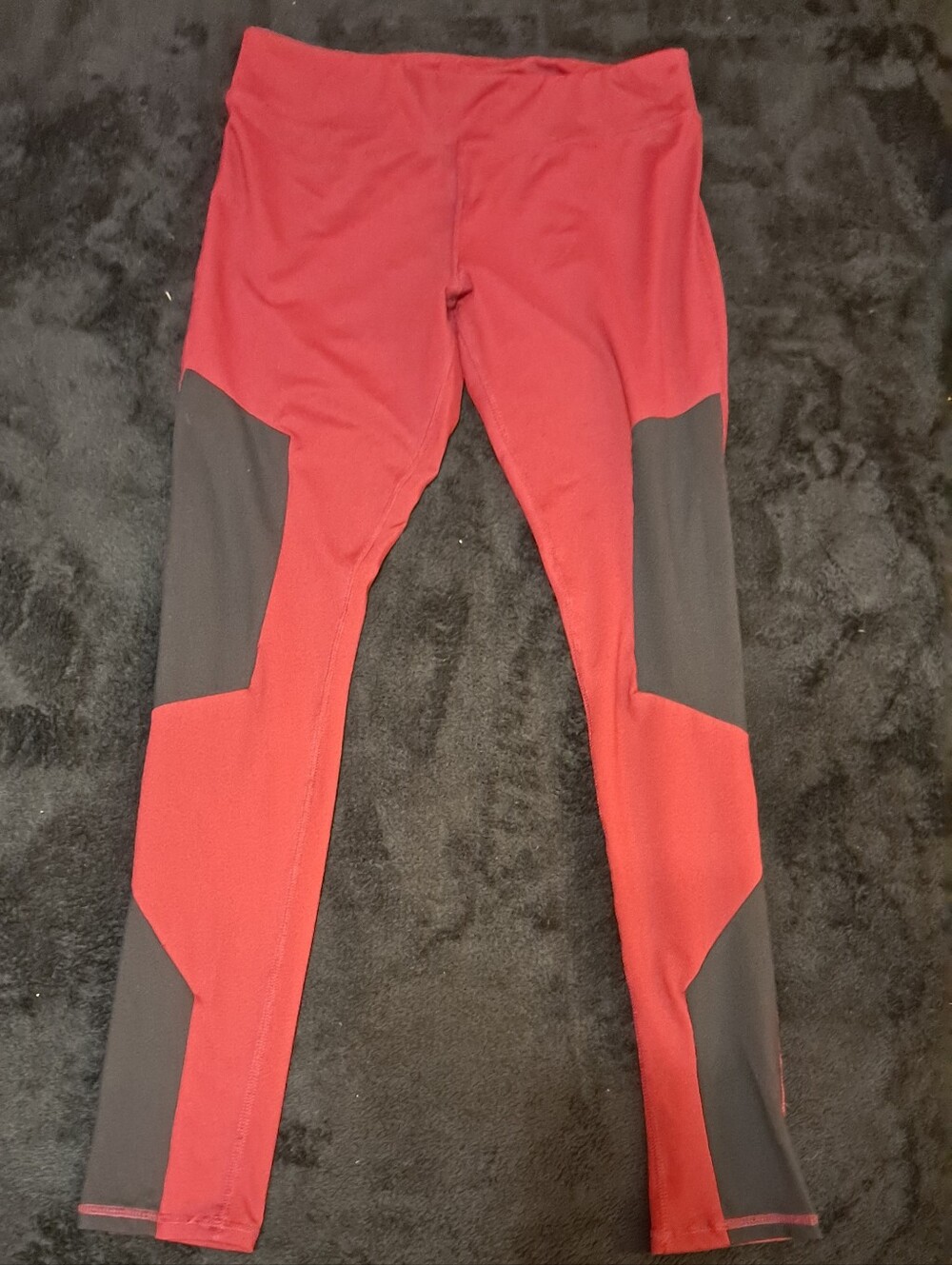 Womens Burgundy  and Black Athletic Leggings Sz M The Free Yoga
